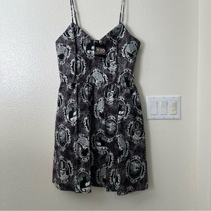 Retrolicious Gothic Cameo Skull Black Cotton Dress - Sz M - NWT